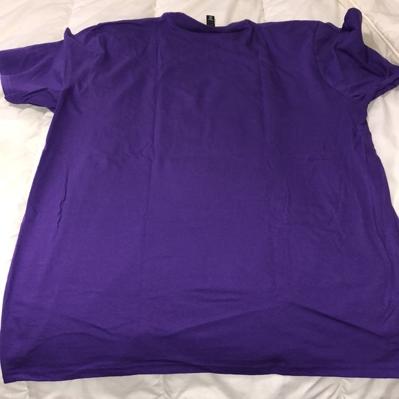 Graphic tee - Picture 3 of 4